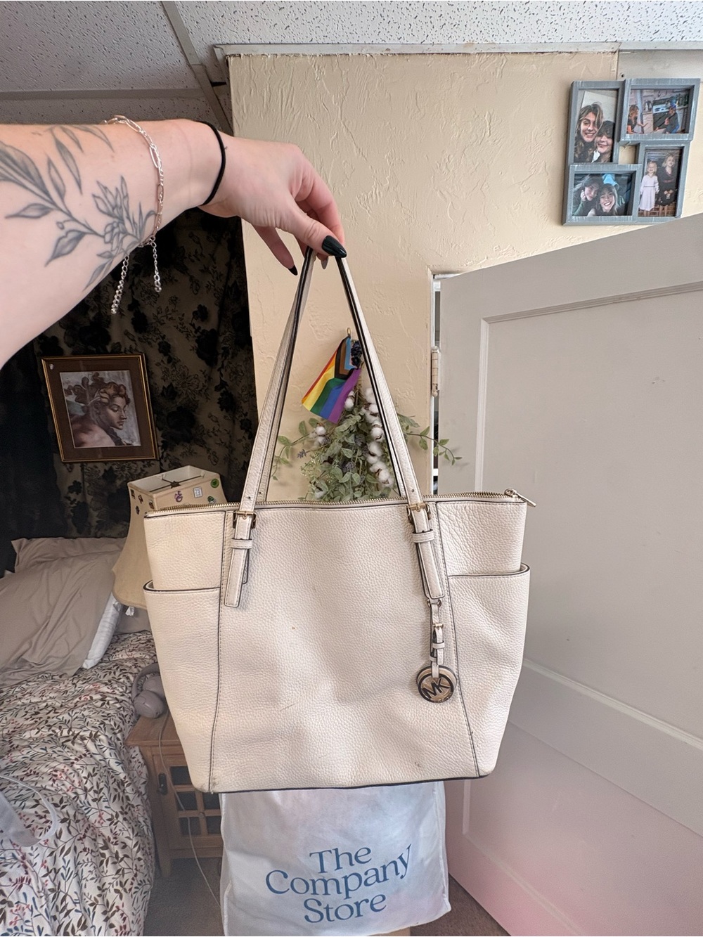Michael Kors Cream Ivory Pebbled Leather Large Tote Bag MK Charm